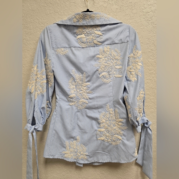 Alice + Olivia Toro Embroidered Striped Poplin Top Size XS - Picture 9 of 11